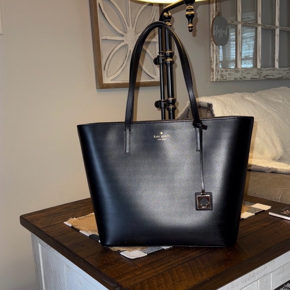 Kate Spade Elegant Black Tote - Picture 9 of 11